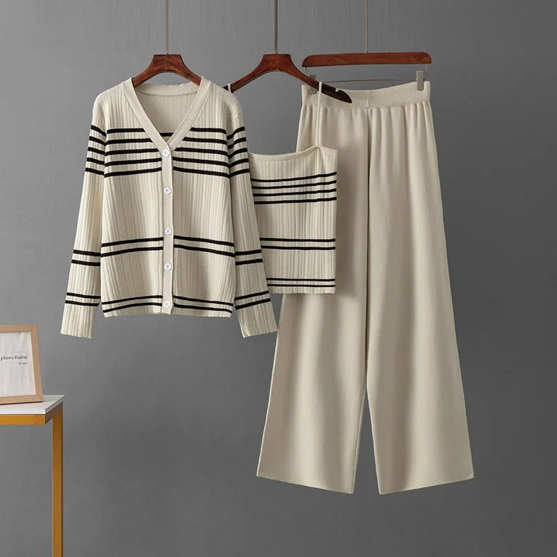 Nora™ - Elegant Striped Set