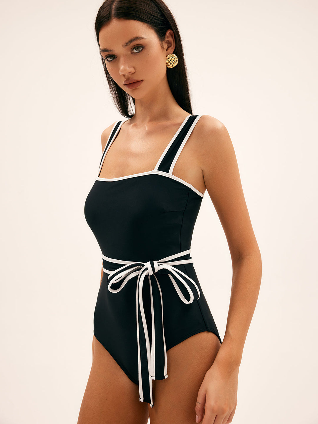 Yuri™ - Elegant Style Swimsuit