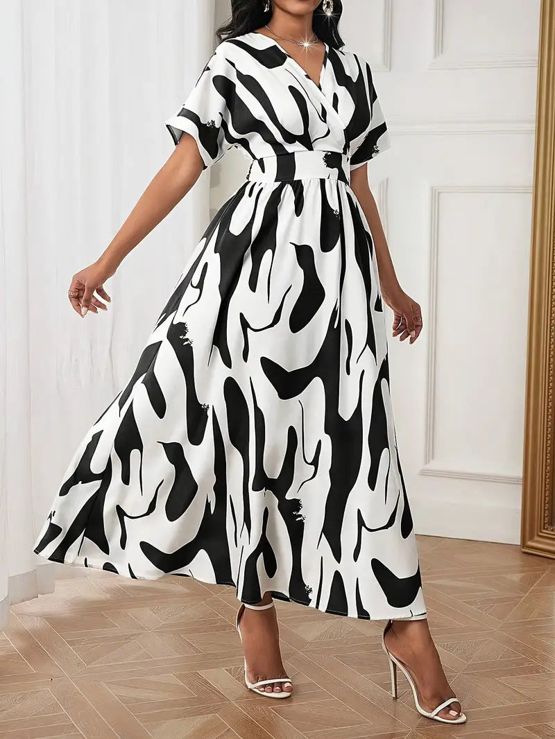 Noira™ - Abstract Elegance Dress