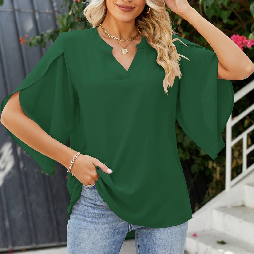 Virginia ™ - Loose Elegant V-Neck Top