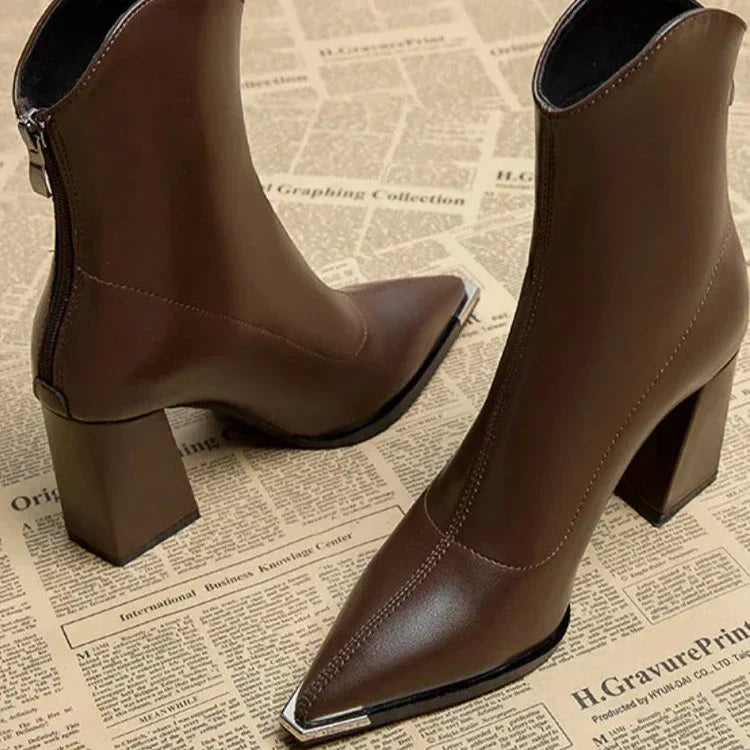 Lorna™ - Pointed Toe Ankle Boots