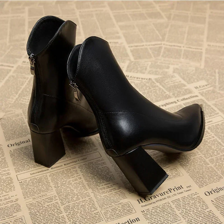 Lorna™ - Pointed Toe Ankle Boots