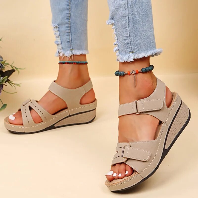 Dawn™ - Chic Strappy Sandals