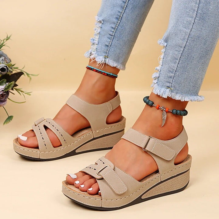 Dawn™ - Chic Strappy Sandals