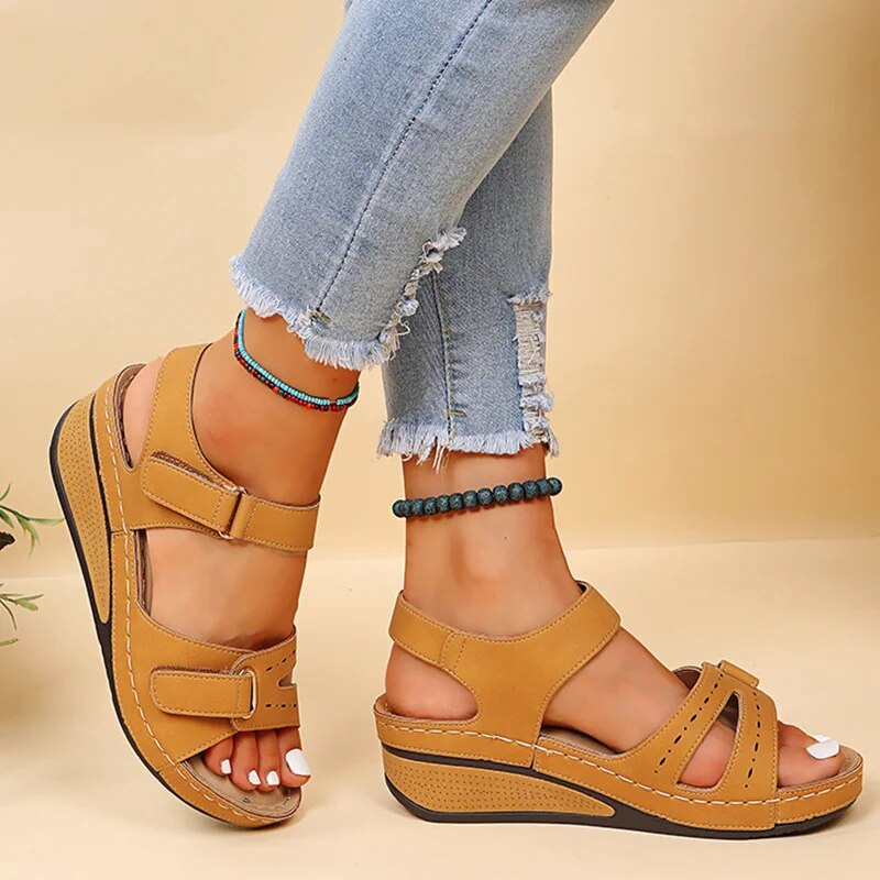 Dawn™ - Chic Strappy Sandals