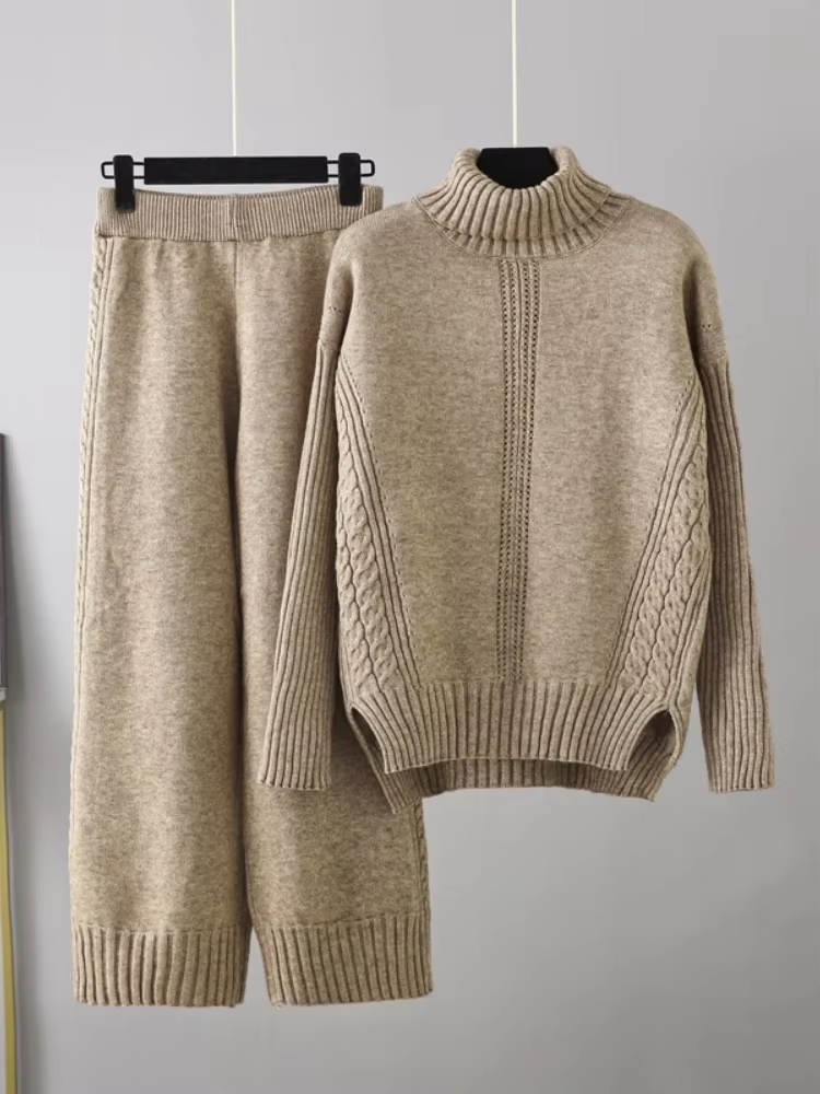 Silvie™ - Cozy Turtleneck Set